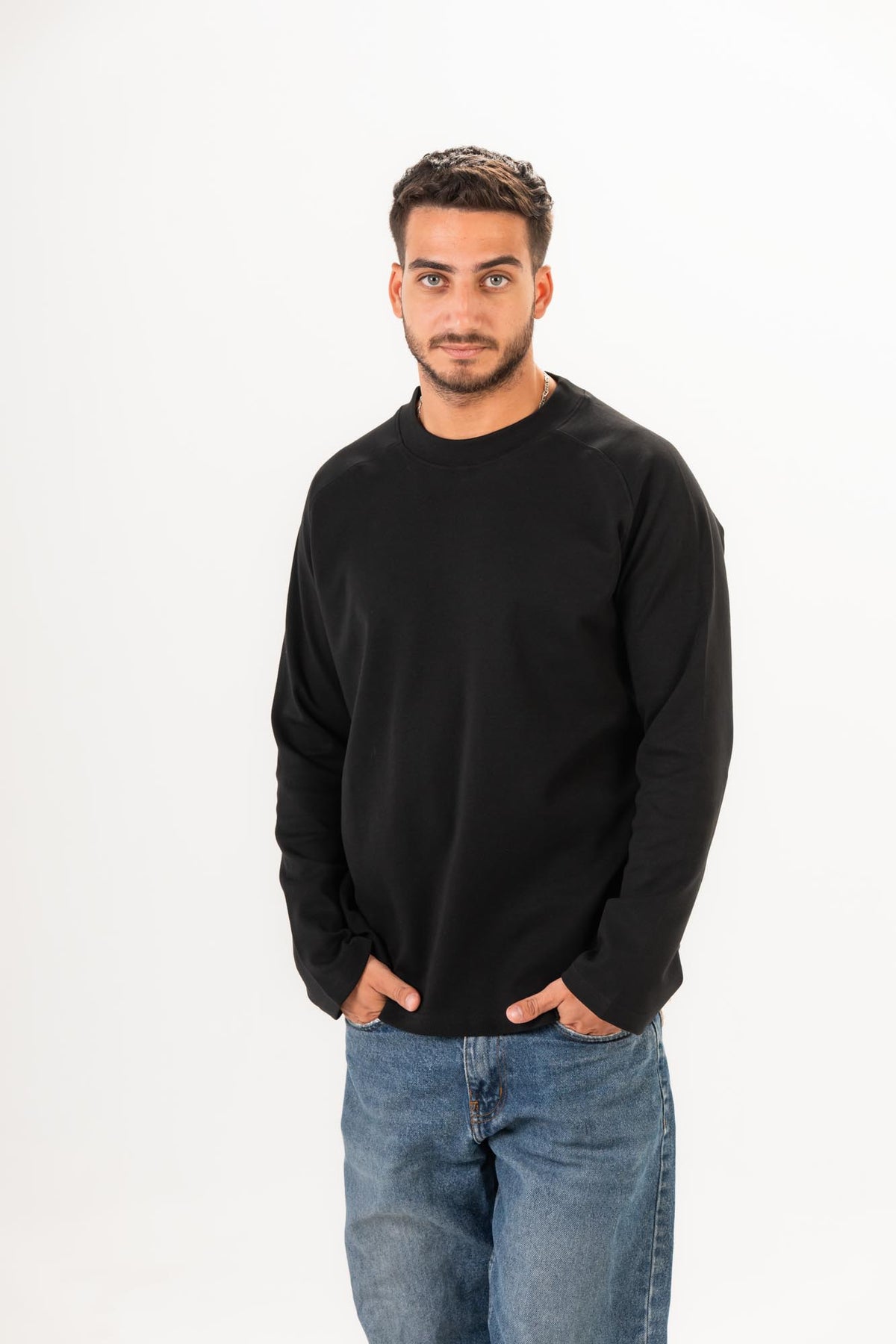 Essential Long Sleeve - Black